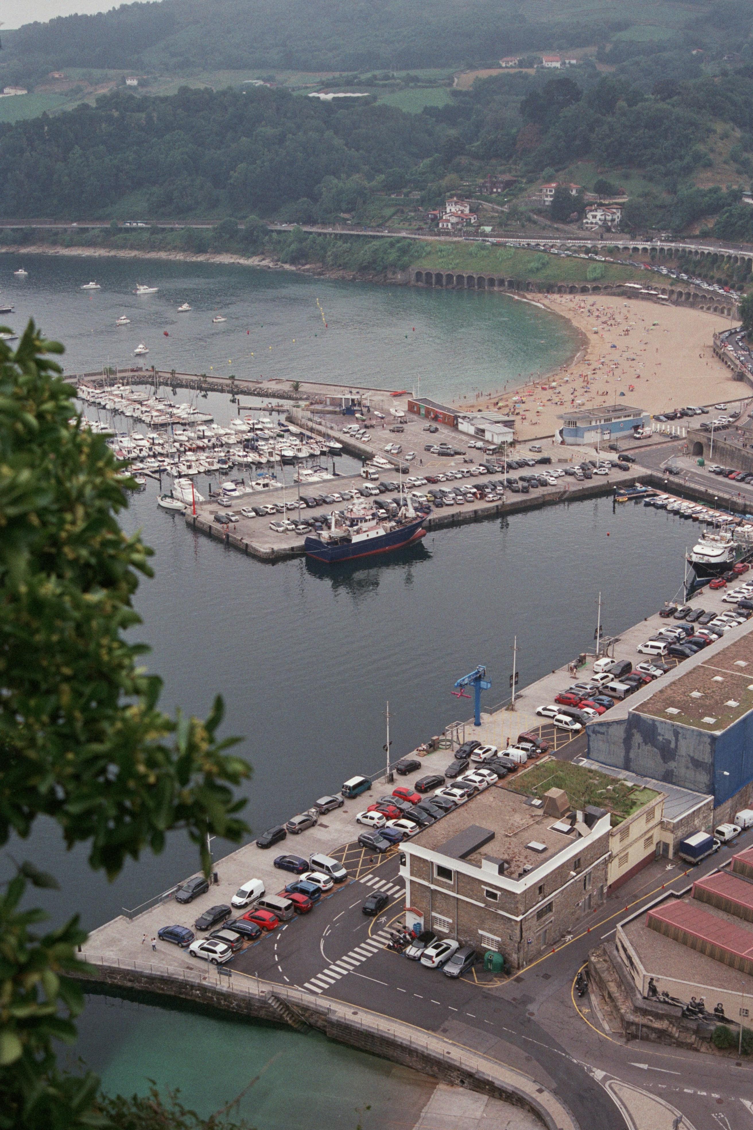 Newport Beach aerial view showing harbor, beaches, and neighborhoods for the complete guide