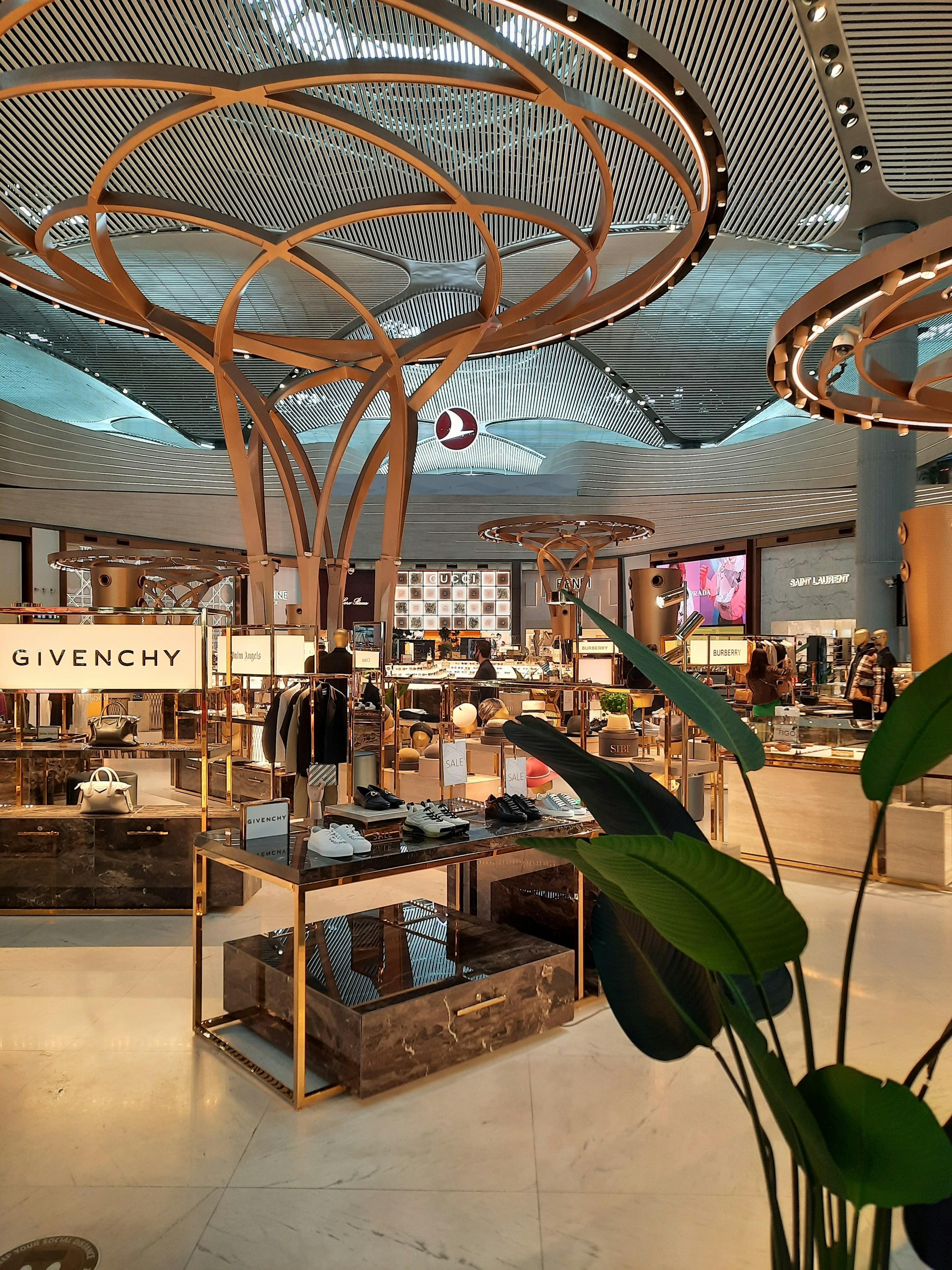 Fashion Island open-air shopping center with luxury boutiques